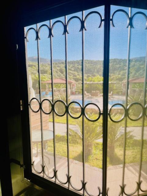 Ataviros Hotel Émbonas Extérieur photo